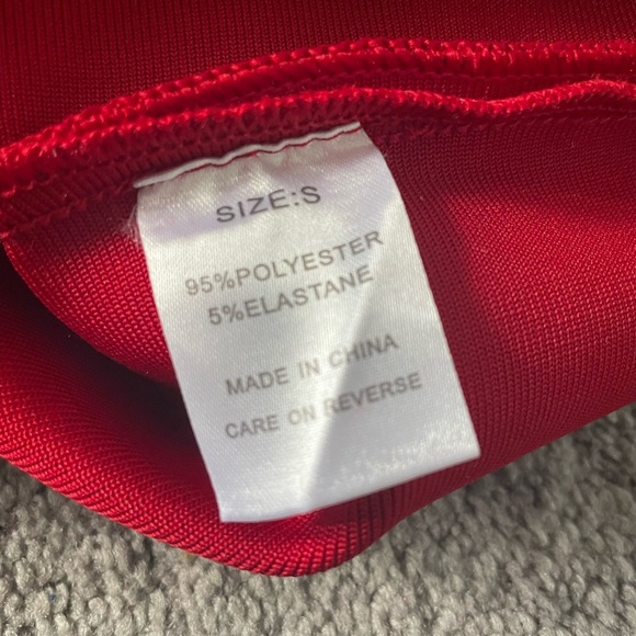 Brand new Elegant Red Long Sleeve Bodycon Dress - Picture 3 of 6